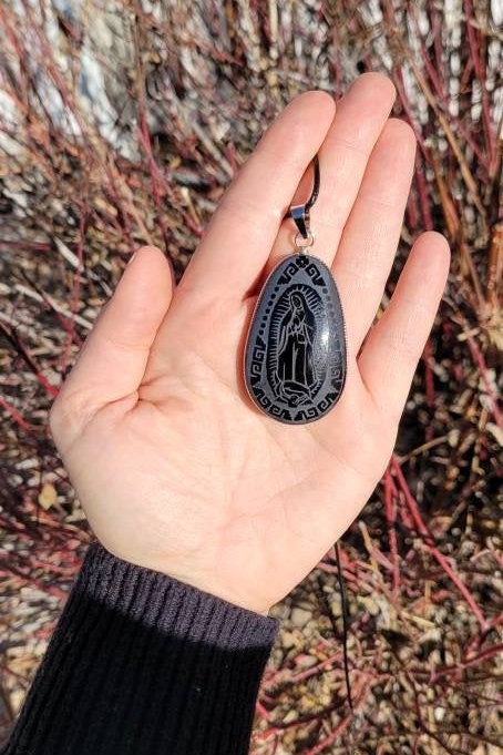 Virgin Mary  Pendant * Obsidian Mirror * Hand carved * Scrying Mirror * Spiritual Protection * Shaman * Shadow Work * Divinational